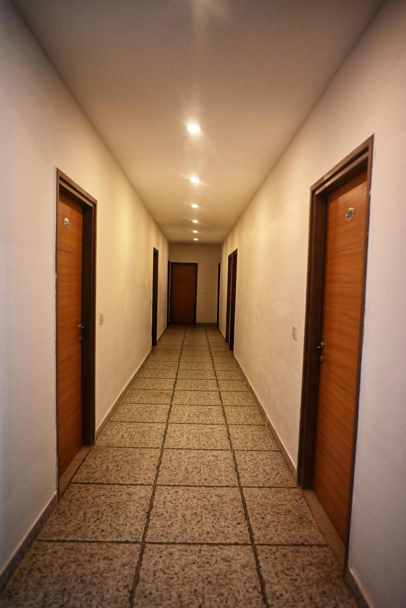 Hotel Lake View Chandigarh Ngoại thất bức ảnh