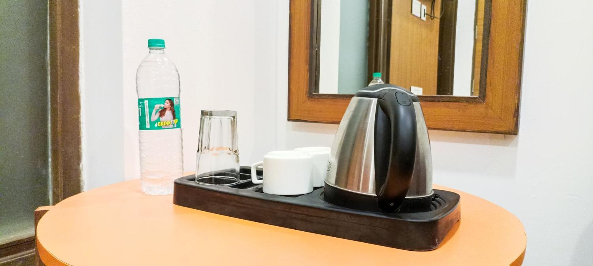 Hotel Lake View Chandigarh Ngoại thất bức ảnh